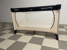 Lettino da campeggio rosa